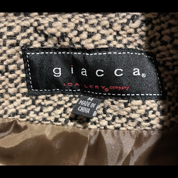 g i a c c a Pea Coat from Younkers. Women’s-Size M - Picture 2 of 3